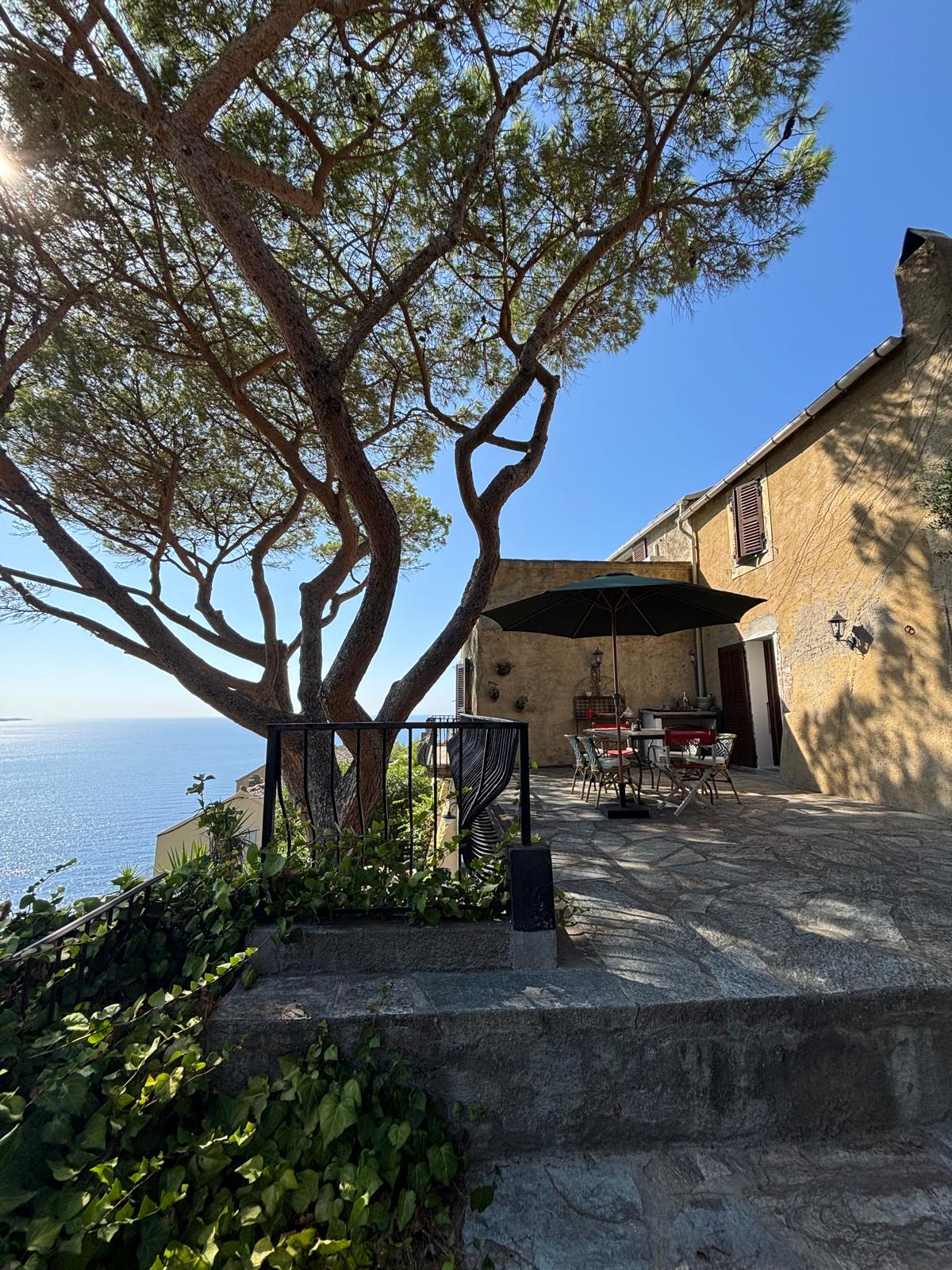 PROPRIÉTÉ DE CARACTÈRE AVEC VUE MER PANORAMIQUE - Photo 2