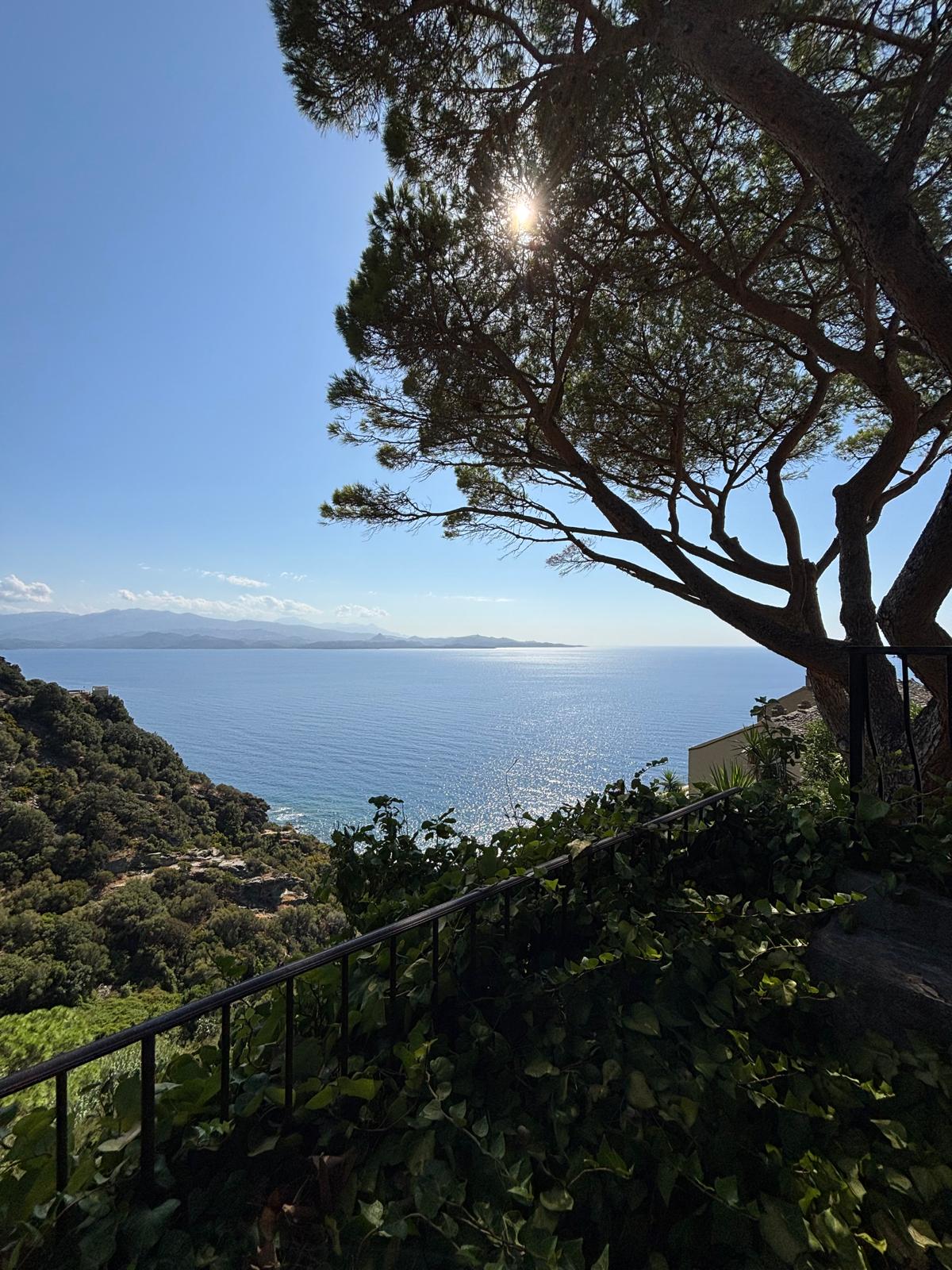 PROPRIÉTÉ DE CARACTÈRE AVEC VUE MER PANORAMIQUE - Photo 3