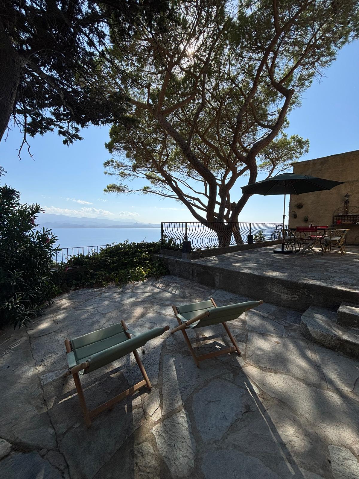 PROPRIÉTÉ DE CARACTÈRE AVEC VUE MER PANORAMIQUE - Photo 4
